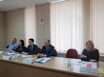 На заседаниях постоянных комиссий рассмотрены проекты решений, внесённые в повестку дня заседания окружной Думы