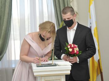 13 тысяч ставропольцев поженились в 2020 году