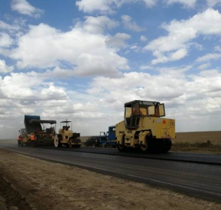 Еще 12 км региональной дороги отремонтировали в Левокумском округе