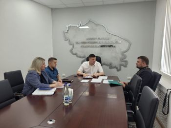 Министр имущественных отношений Александр Мясоедов проводит личный приём граждан каждый месяц