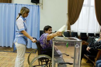 Обеспечить участие инвалидов в голосовании – одна из важнейших задач организаторов выборов