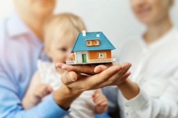 Более 4800 семей Ставрополья распорядились маткапиталом на улучшение жилищных условий сразу в банке
