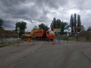 В Георгиевске ведется ремонт канализационного коллектора