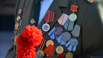 262 ветерана Великой Отечественной войны получили ежегодную выплату ко Дню Победы