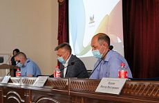 28 июля состоялись сразу два заседания Думы Георгиевского городского округа Ставропольского края: очередное и внеочередное